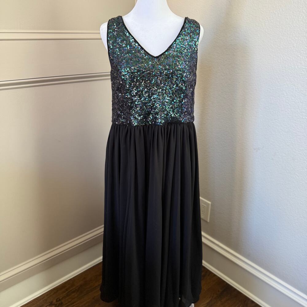 Torrid Black Sequin Chiffon Skater Midi Dress Size 12 -K186